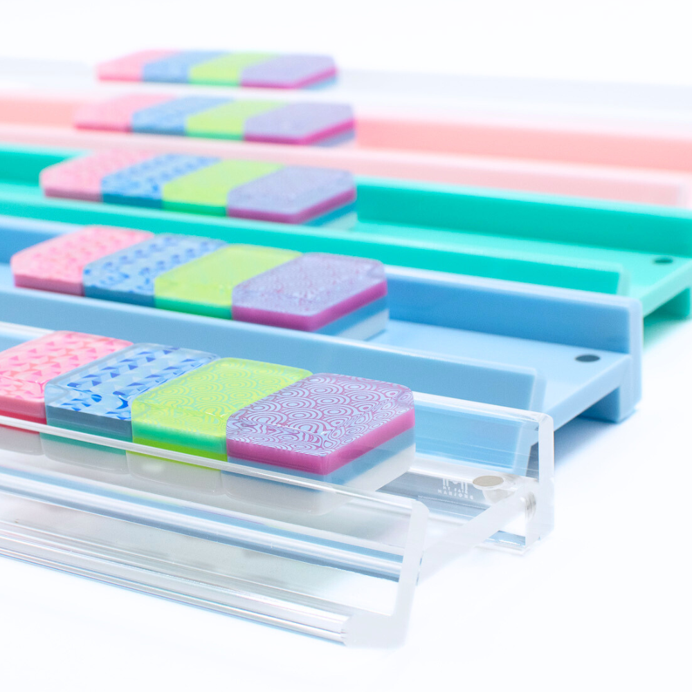 MAHJONG RACKS | Premium Acrylic | 4 Racks + 4 Rectangular Pushers