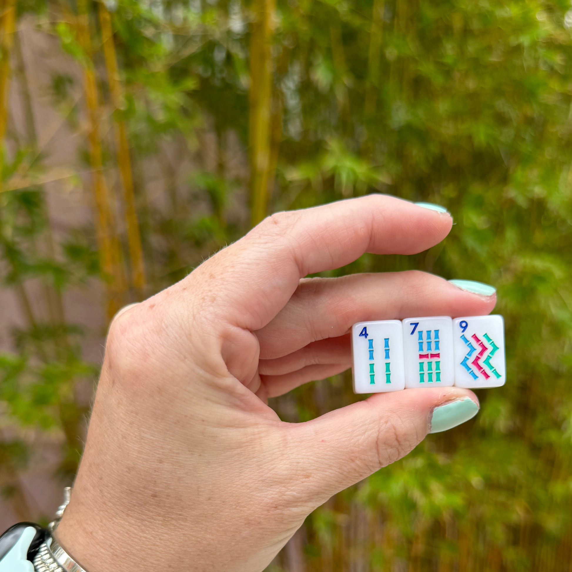 Mini Anywhere Series Mahjong Tiles for Travel MahJongg with Blue Bag Pink Box Green Tassel modern Tiny Tile set